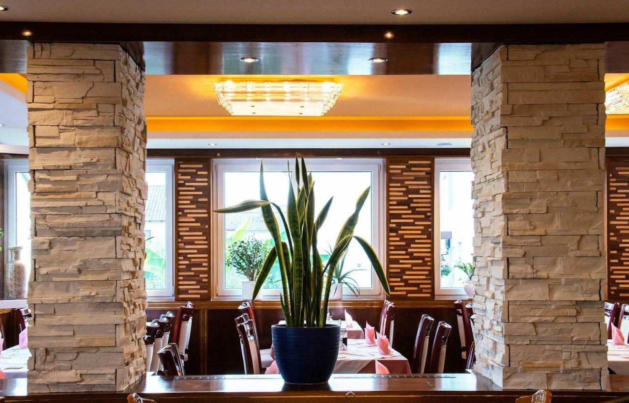 Gaststaette Lin Garden Hotel Untergruppenbach ภายนอก รูปภาพ