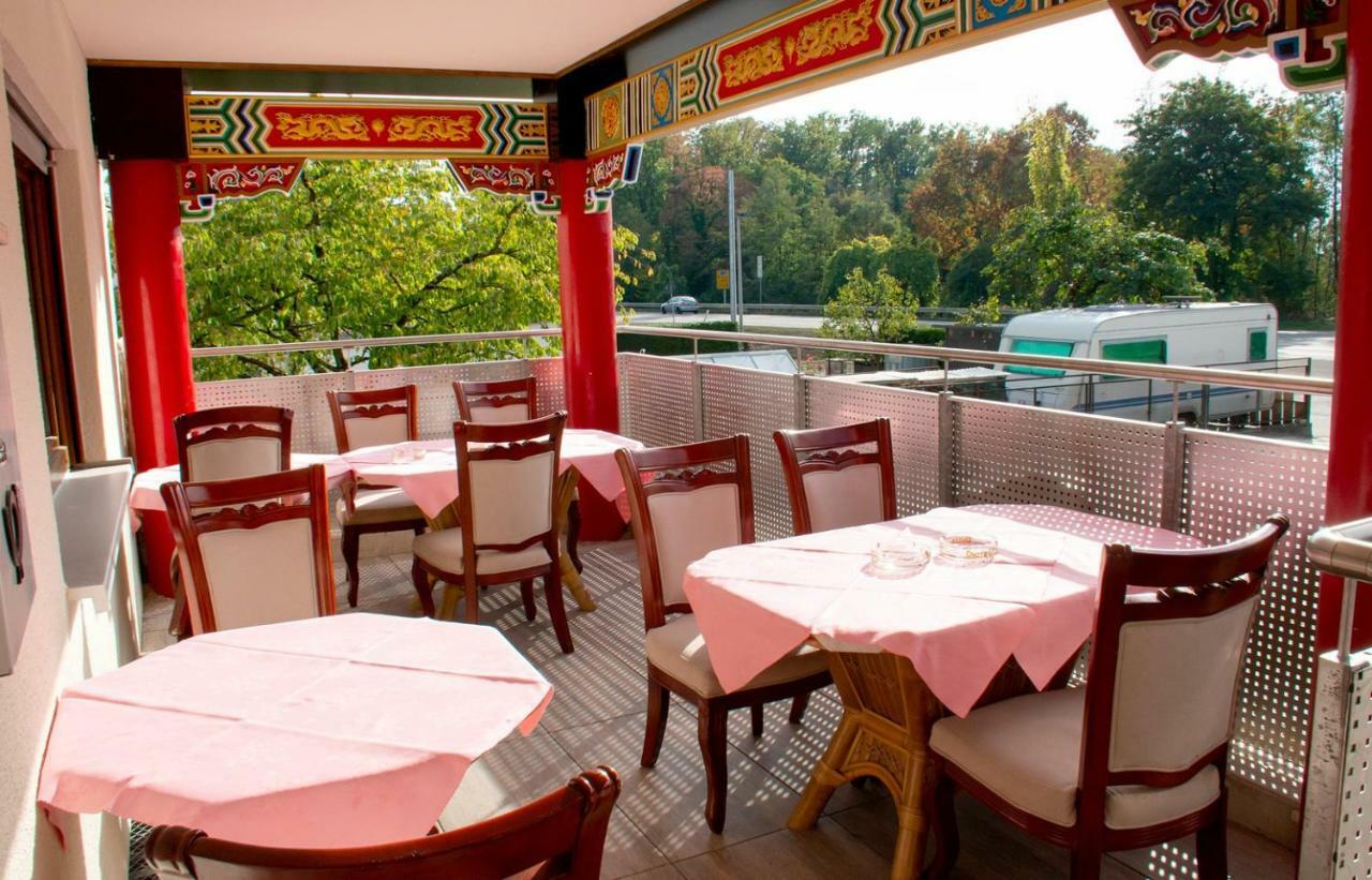 Gaststaette Lin Garden Hotel Untergruppenbach ภายนอก รูปภาพ