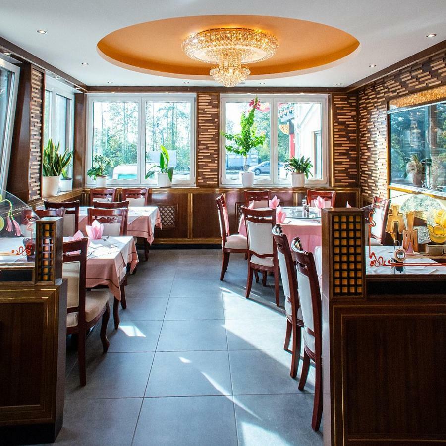 Gaststaette Lin Garden Hotel Untergruppenbach ภายนอก รูปภาพ