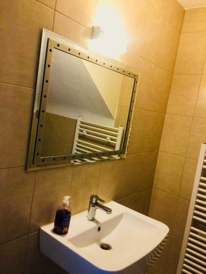 Gaststaette Lin Garden Hotel Untergruppenbach ภายนอก รูปภาพ